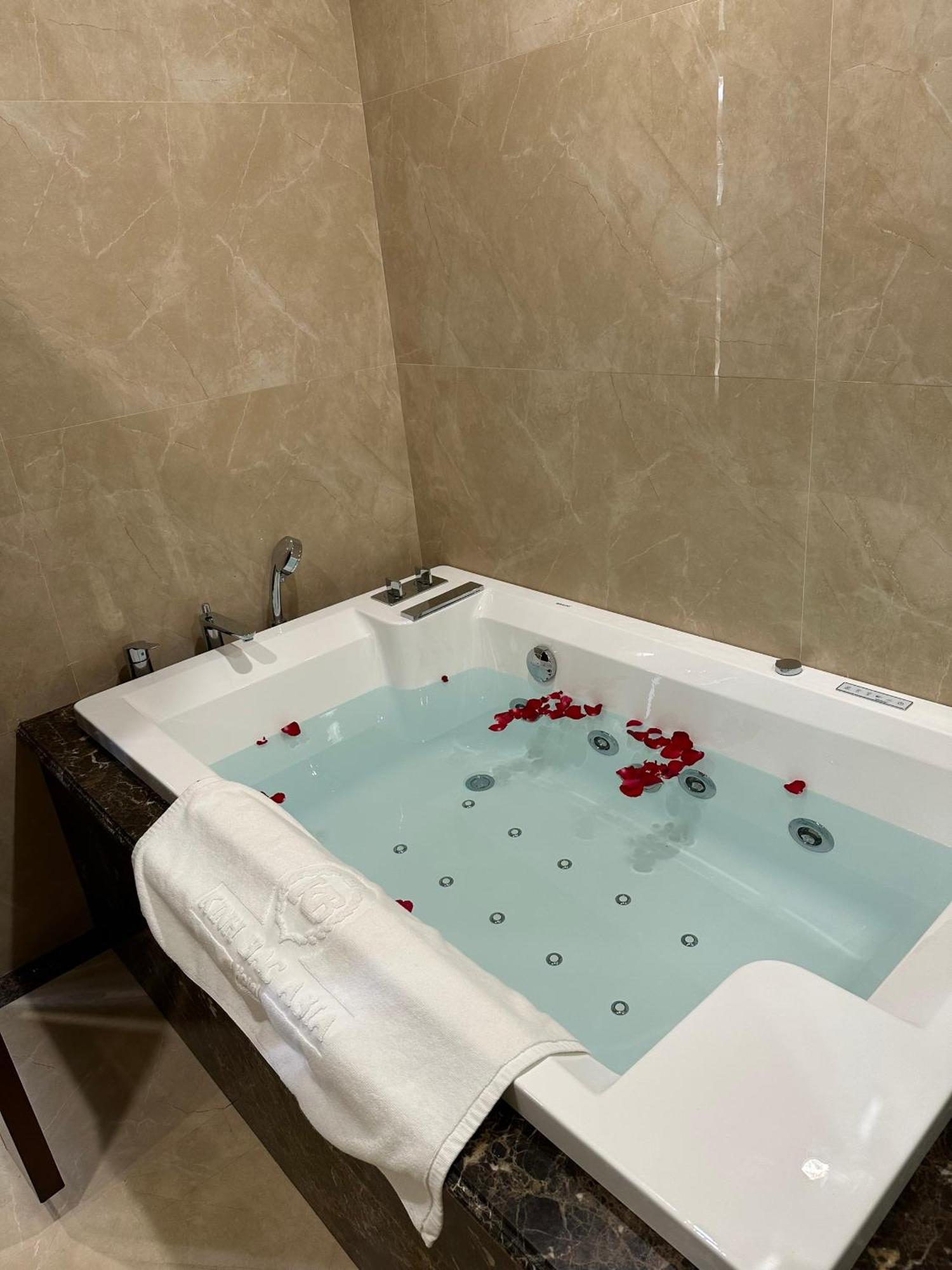 Kinh Bac Palace Hotel Bắc Ninh Dış mekan fotoğraf