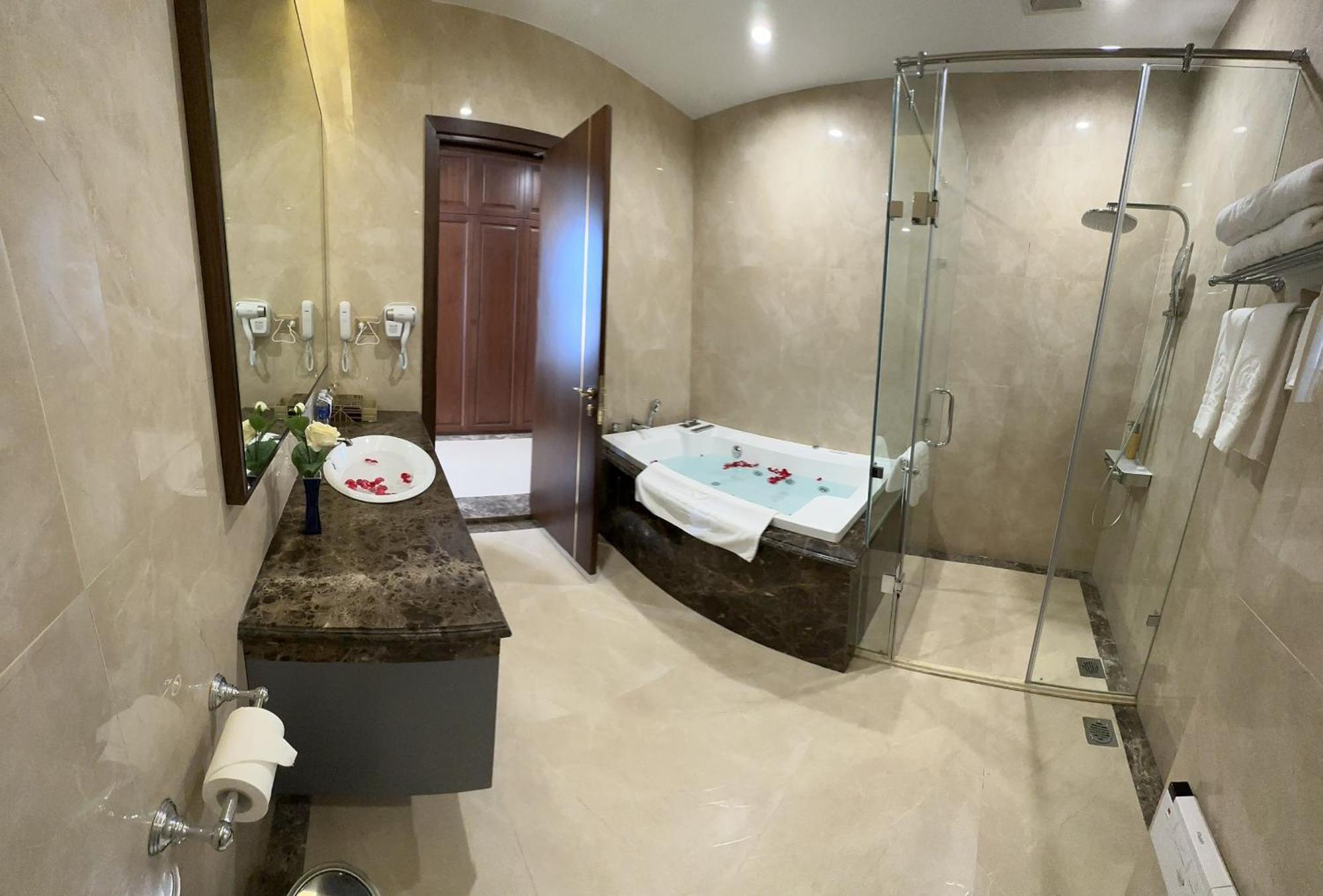 Kinh Bac Palace Hotel Bắc Ninh Dış mekan fotoğraf